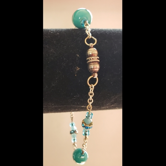 New Sterling Silver Handcrafted 8" Faux Turquoise Beaded Bracelet - Picture 2 of 4